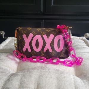 Authentic Louis Vuitton Pochette Assessories